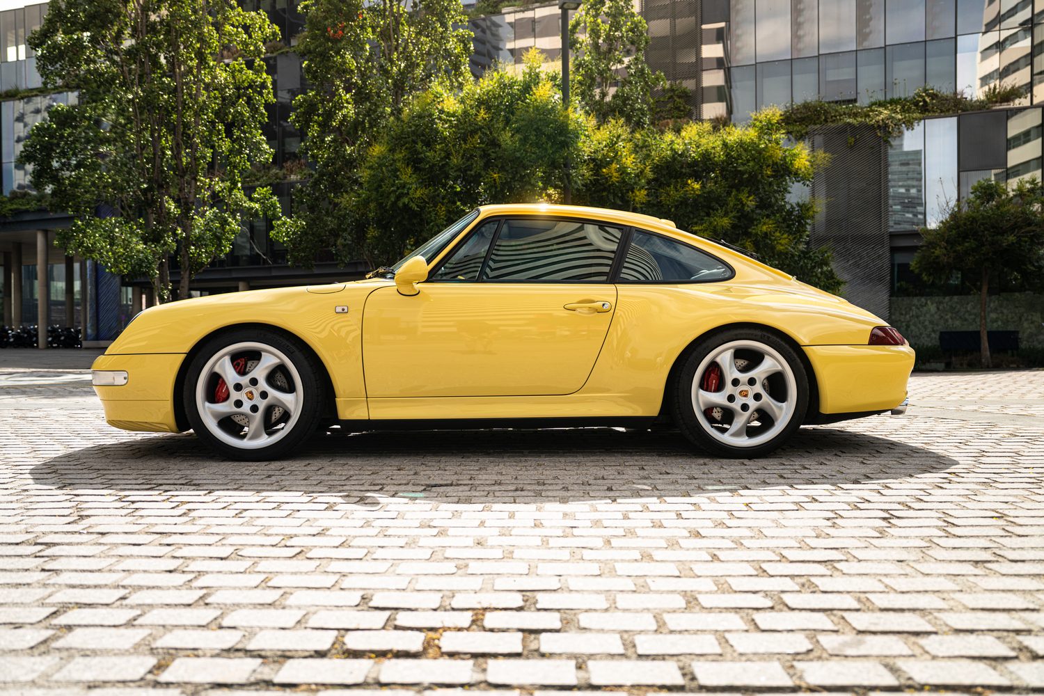Porsche 993 Carrera 4S — Pastel Yellow